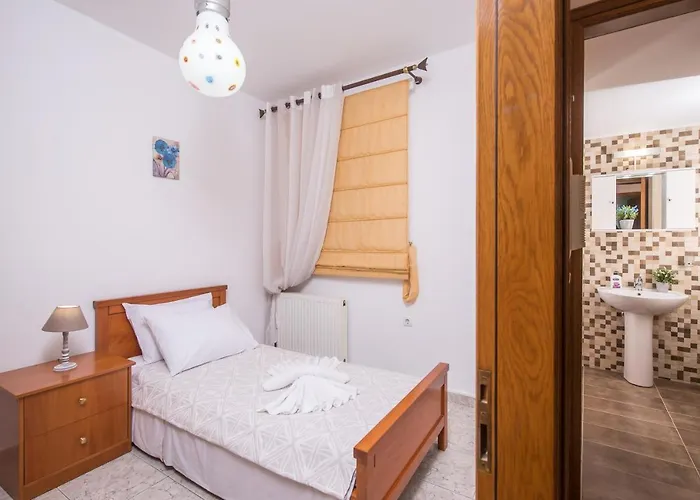 Apartamento Ergina Home, Cozy 2 Bedroom *