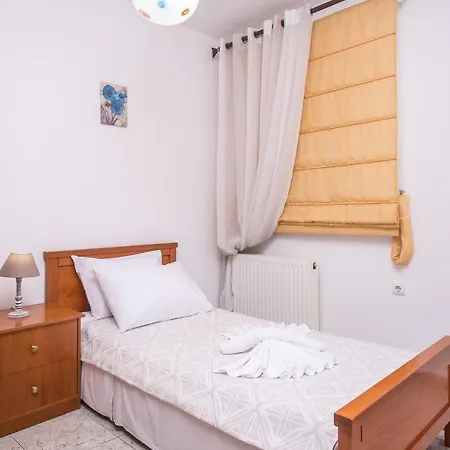 Ergina Home, Cozy 2 Bedroom