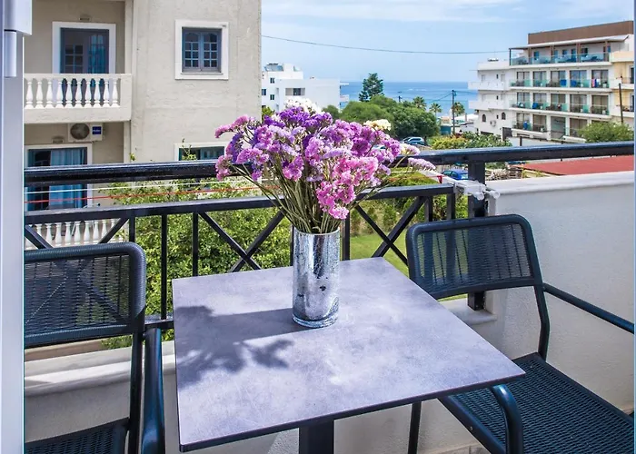 Ergina Home, Cozy 2 Bedroom Apartment